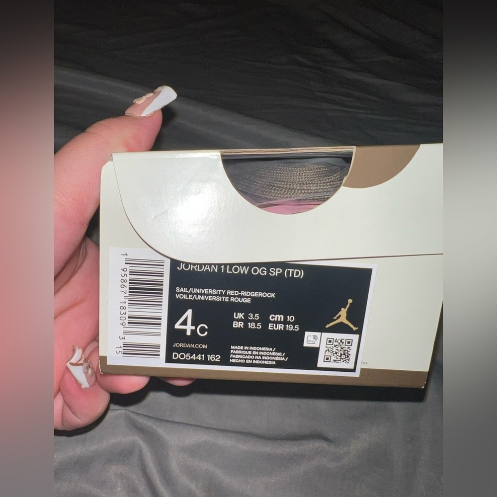 Authentic toddler Travis Scott’s